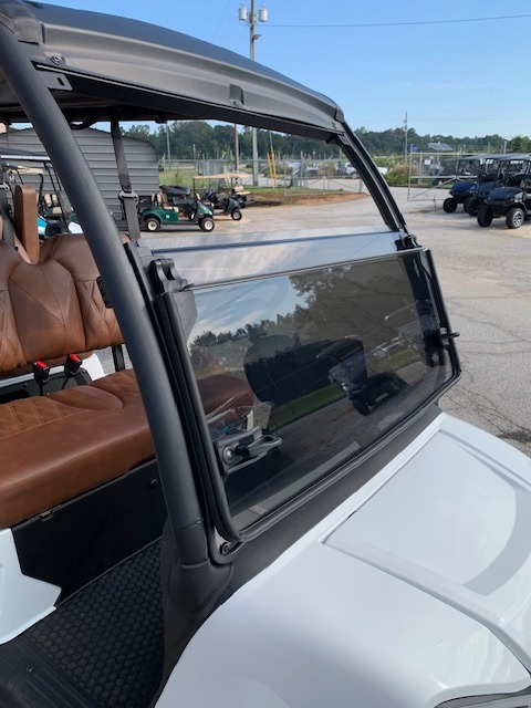 2027 E-Z-GO Liberty 4F XTL ELiTE Lithium Powertrain — photo 15