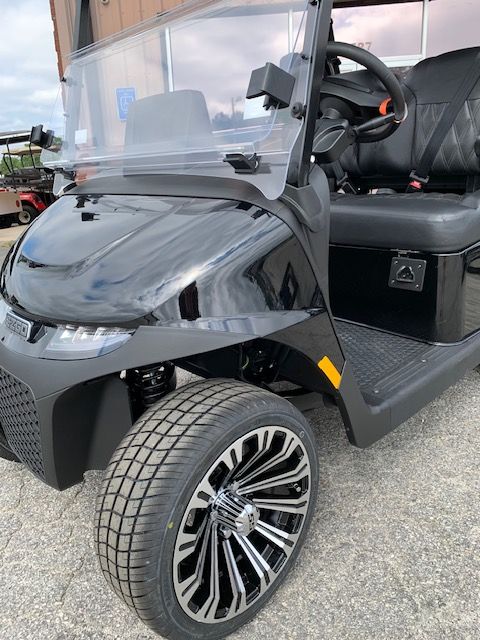 2026 E-Z-GO RXV 4 Touring STL Elite Lithium — photo 3