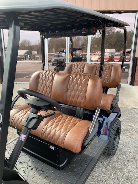 2026 E-Z-GO Liberty Explorer ELiTE Lithium — photo 6