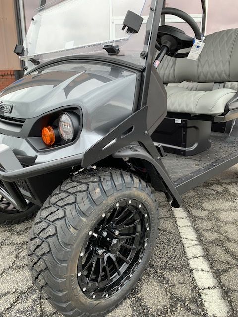 2026 E-Z-GO Liberty Explorer ELiTE Lithium — photo 3