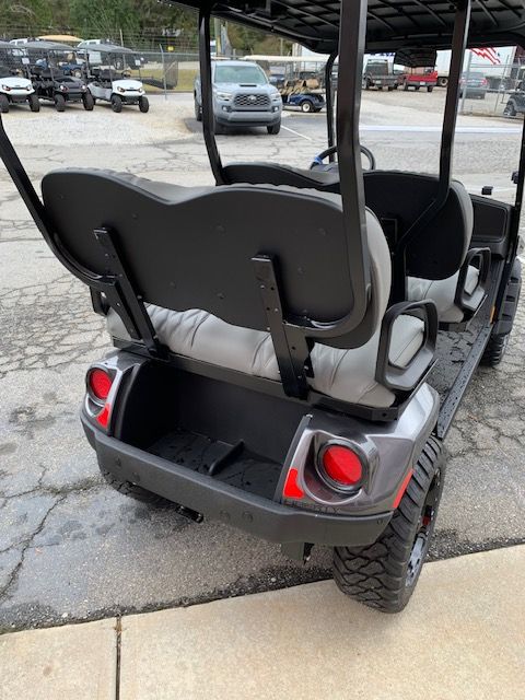 2026 E-Z-GO Liberty Explorer ELiTE Lithium — photo 8