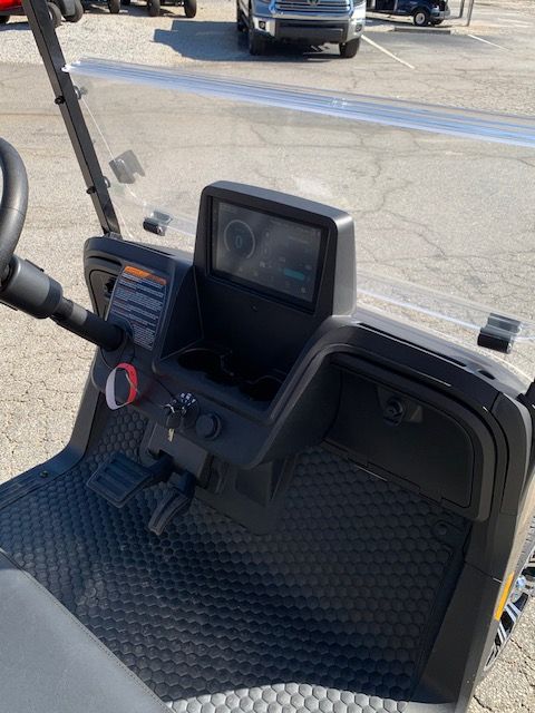 2026 E-Z-GO RXV 4 Touring STL Elite Lithium — photo 7