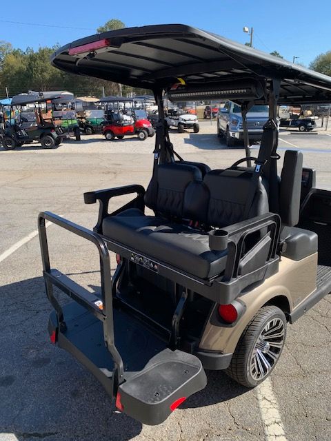 2026 E-Z-GO RXV 4 Touring STL Elite Lithium — photo 9
