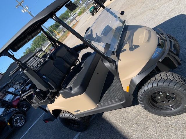2026 E-Z-GO RXV 4 Summit XTL Elite Lithium — photo 3