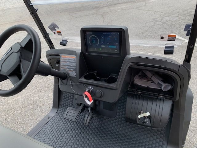 2026 E-Z-GO RXV 4 Summit XTL Elite Lithium — photo 7