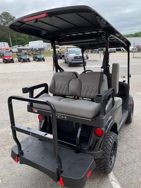 2026 E-Z-GO RXV 4 Summit XTL Elite Lithium — photo 5