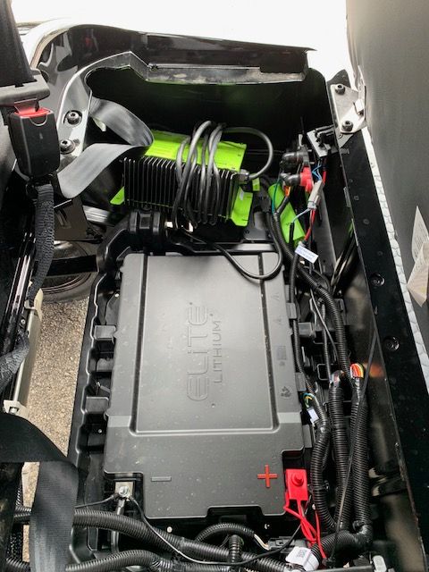2026 E-Z-GO RXV 4 Summit XTL Elite Lithium — photo 8