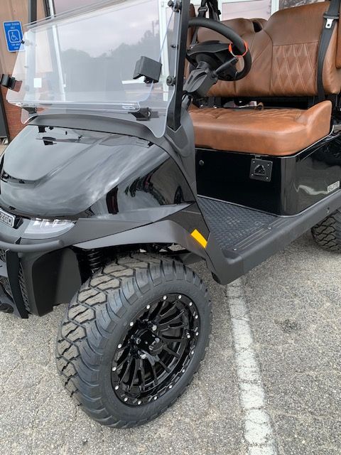 2026 E-Z-GO RXV 4 Summit XTL Elite Lithium — photo 3