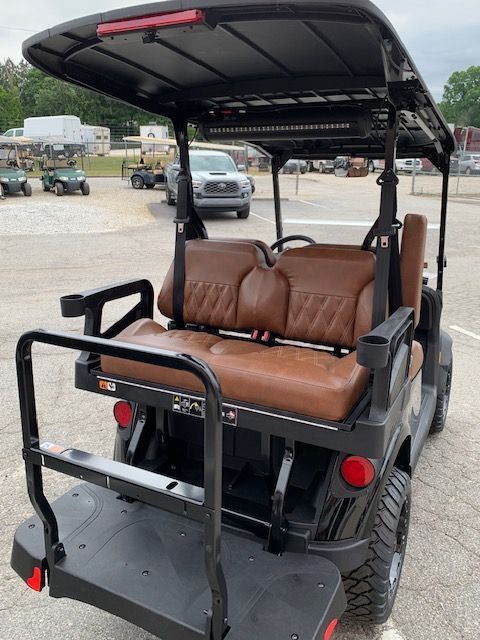 2026 E-Z-GO RXV 4 Summit XTL Elite Lithium — photo 5