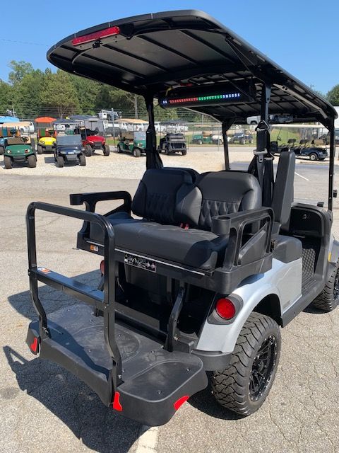 2026 E-Z-GO RXV 4 Summit XTL Elite Lithium — photo 9