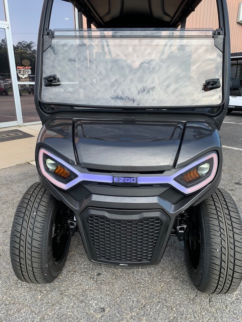 2027 E-Z-GO Liberty 4F XTL ELiTE Lithium Powertrain — photo 2