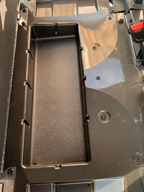 2027 E-Z-GO Liberty 4F XTL ELiTE Lithium Powertrain — photo 15