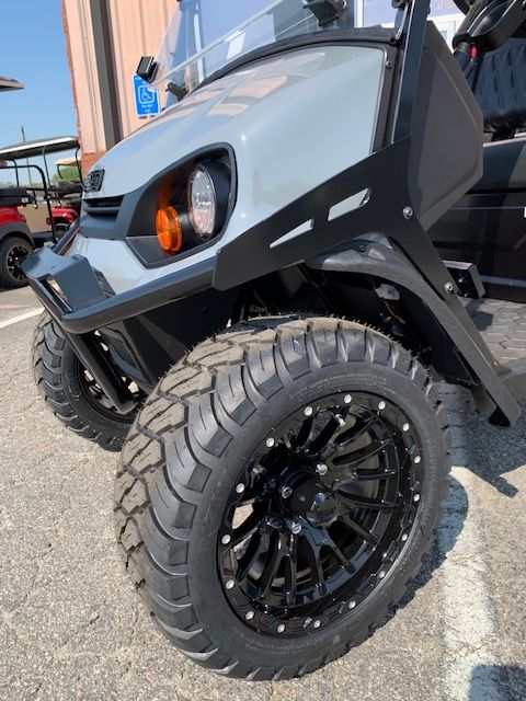 2026 E-Z-GO Liberty Summit XTL ELiTE Lithium — photo 3