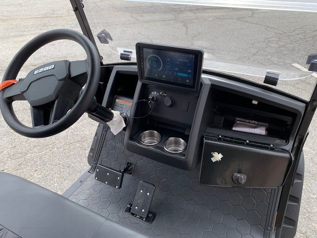 2026 E-Z-GO Liberty Summit XTL ELiTE Lithium — photo 7