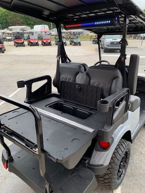 2026 E-Z-GO RXV 4 Summit XTL Elite Lithium — photo 6