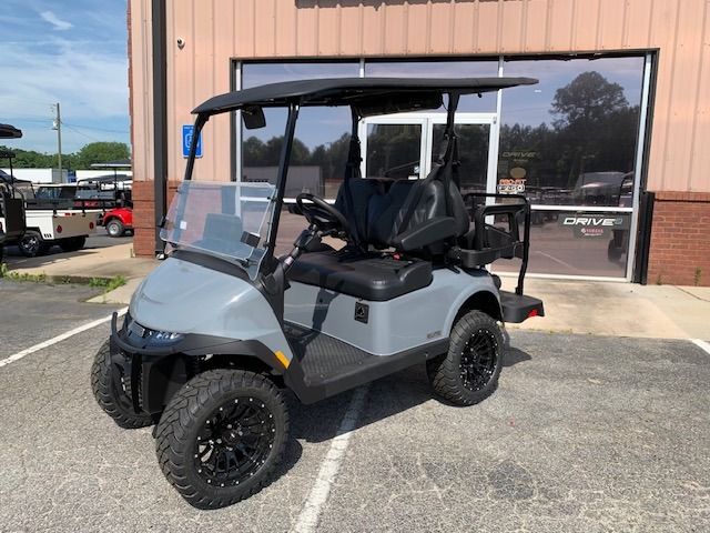 2026 E-Z-GO RXV 4 Summit XTL Elite Lithium — photo 2