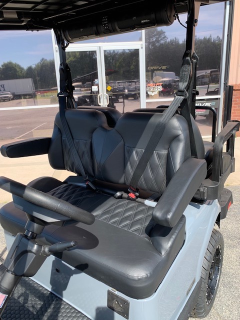 2026 E-Z-GO RXV 4 Summit XTL Elite Lithium — photo 4