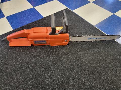 Husqvarna - チェンソー　　HUSQVARNA236 Amazon.com : Husqvarna 120 Mark III Gas Chainsaw, 38-cc, 2