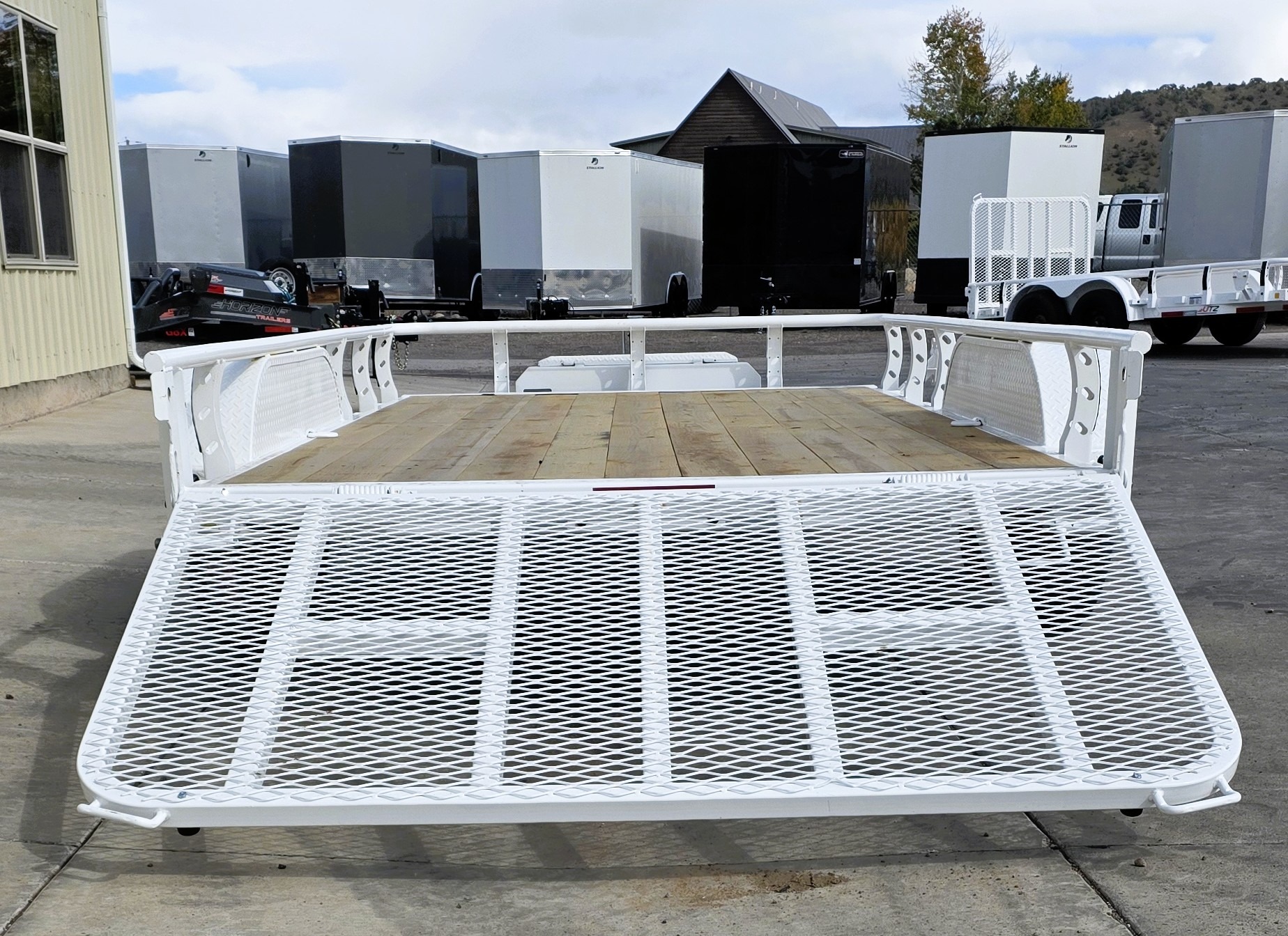 2027 Horizon photo 4