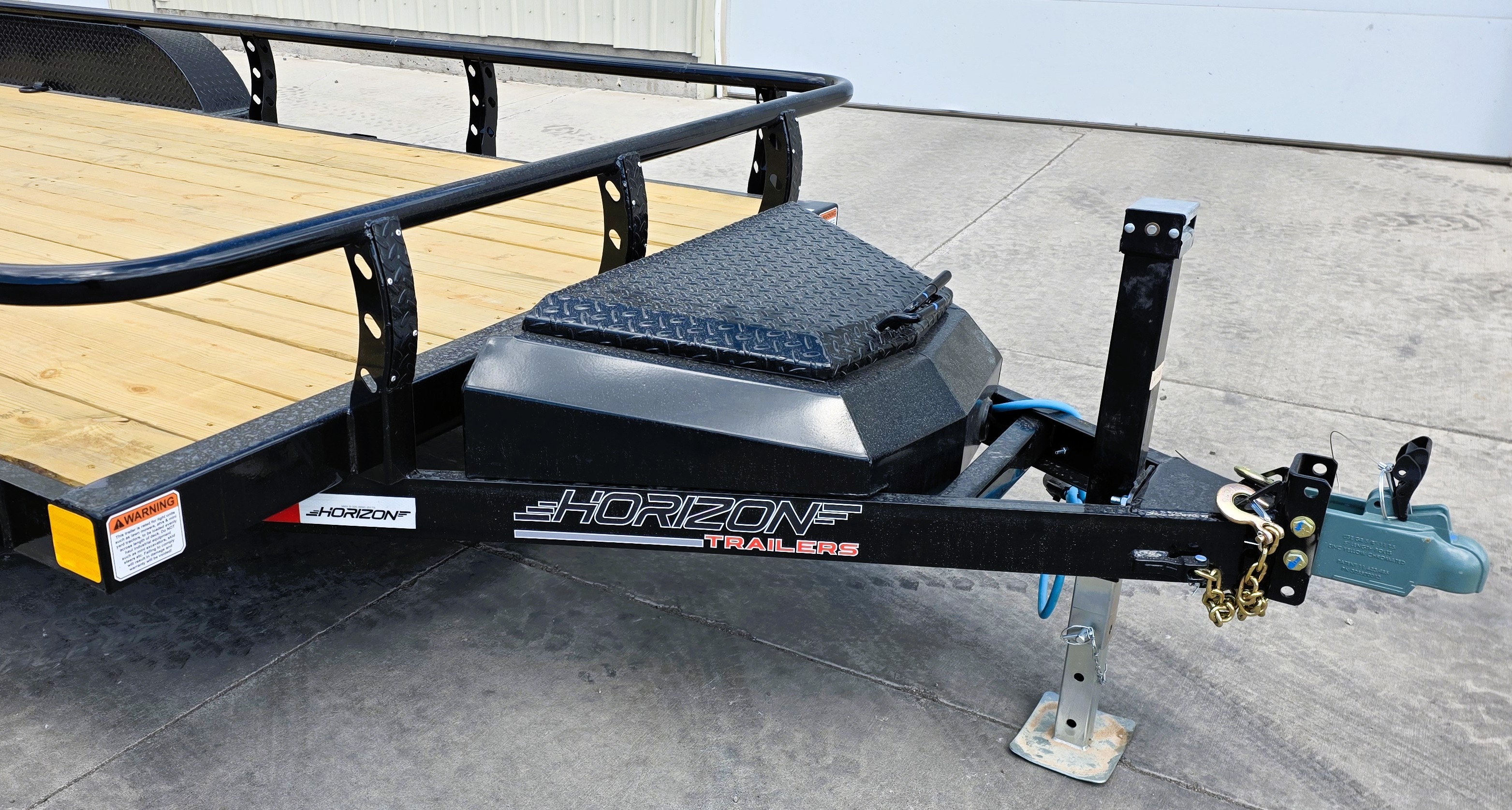 2027 Horizon photo 2