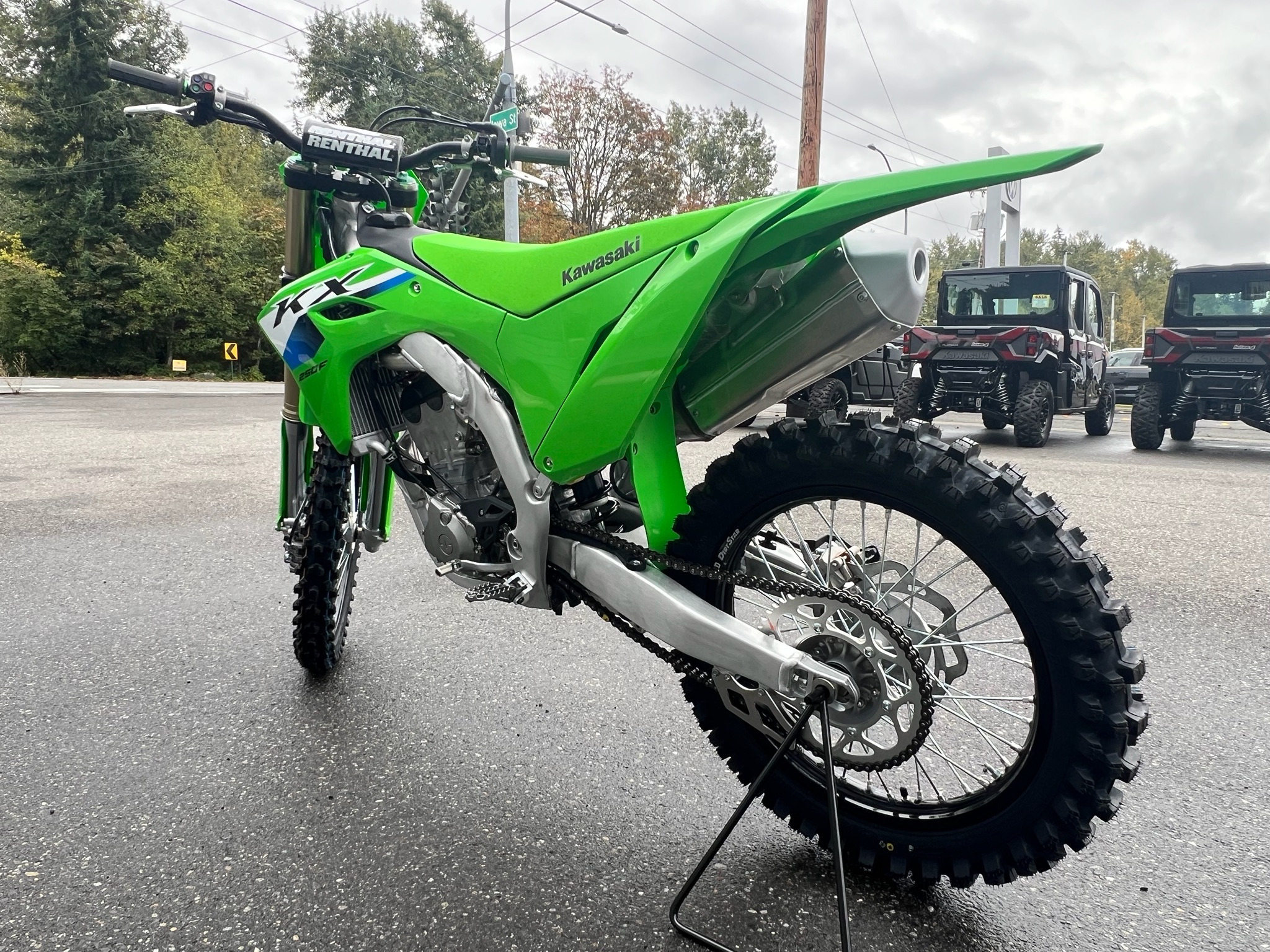 2027 Kawasaki KX250F 3