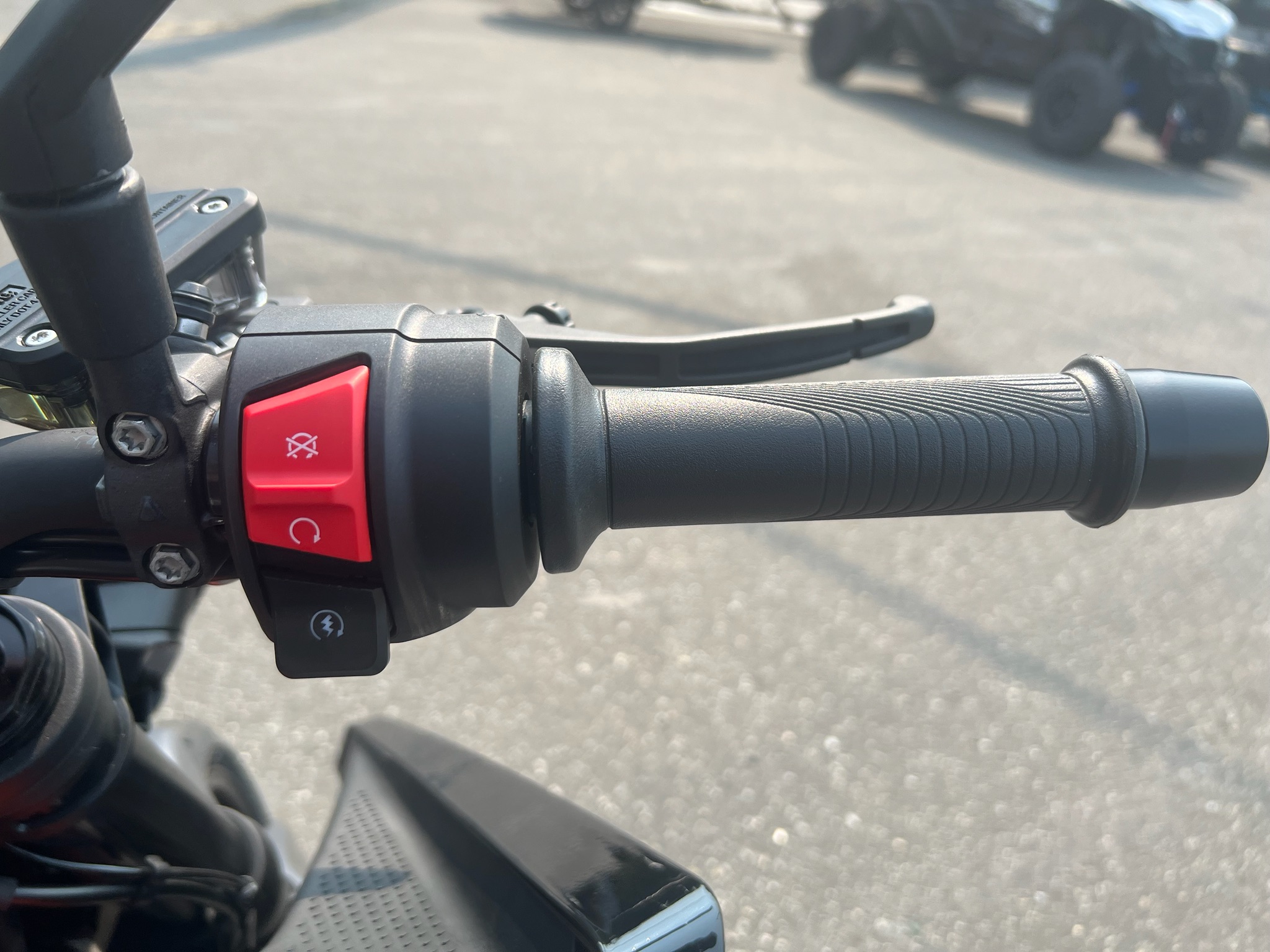 2026 KTM 390 Duke 6