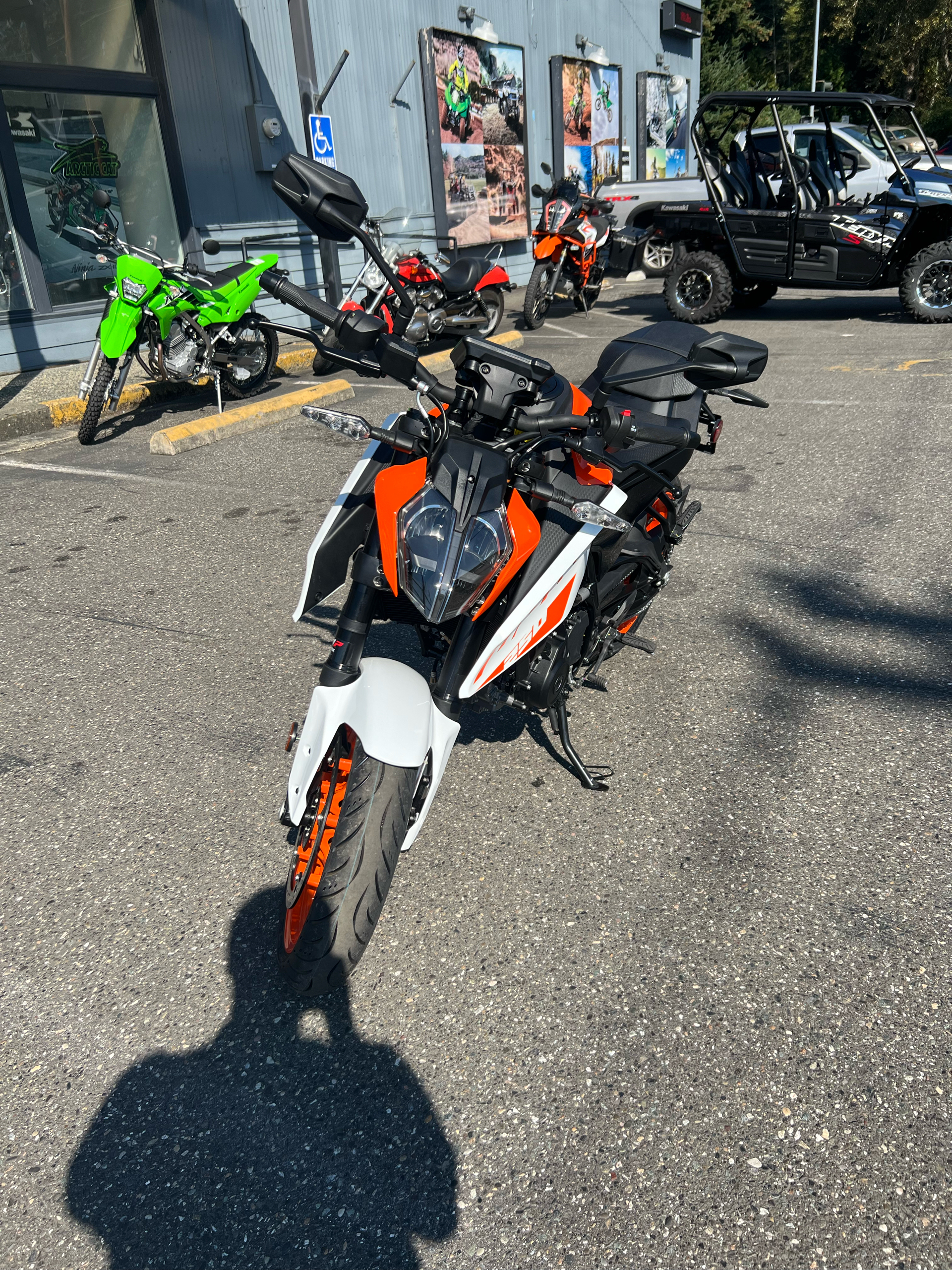 2024 KTM 250 Duke 4