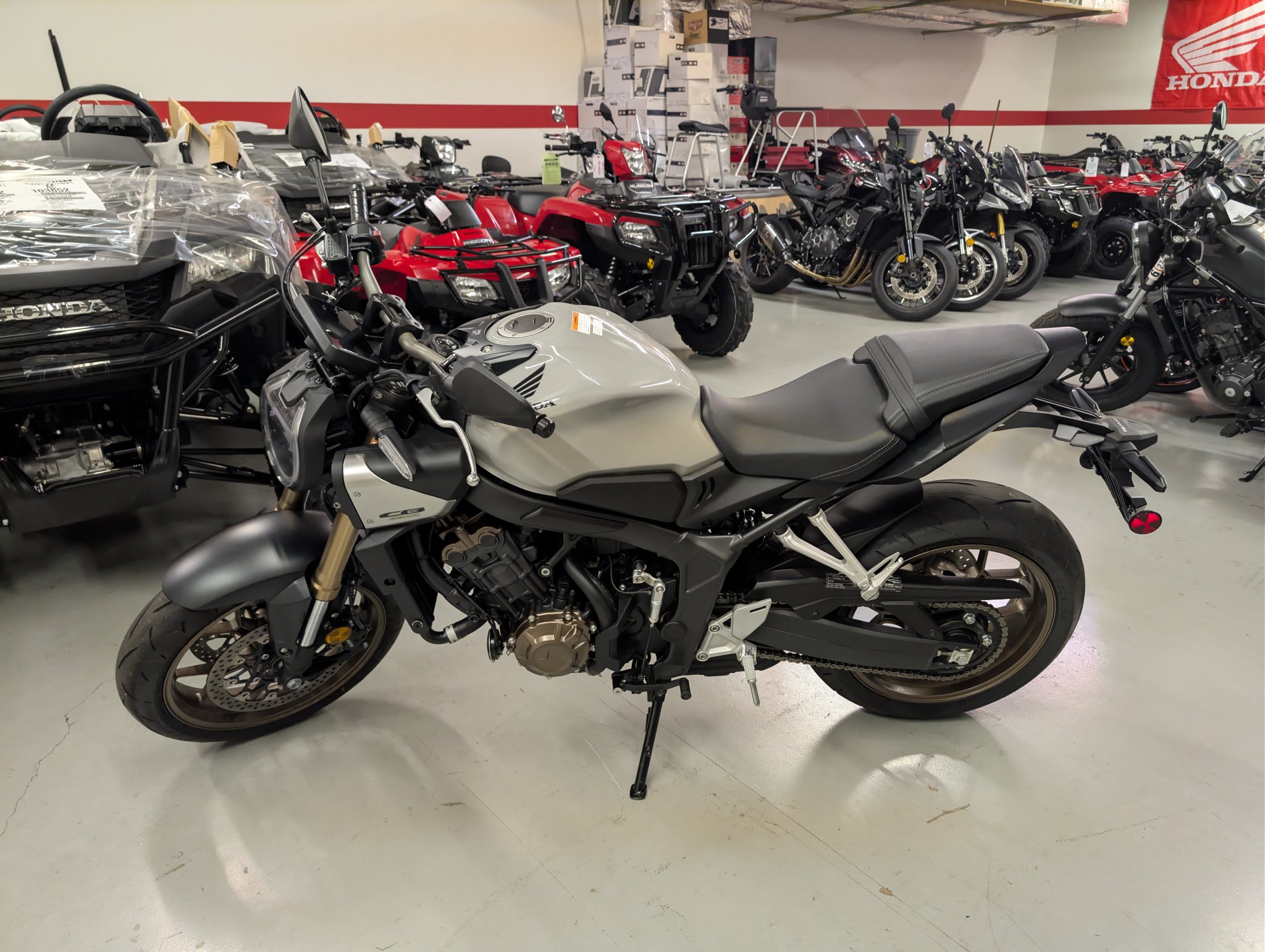 2024 Honda CB650R ABS 2