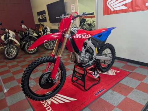 2027 Honda CRF250R — photo 1 of 33