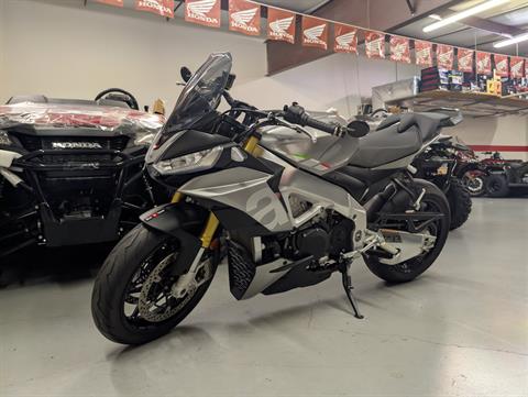 2022 Aprilia Tuono V4 1100 — photo 1 of 28