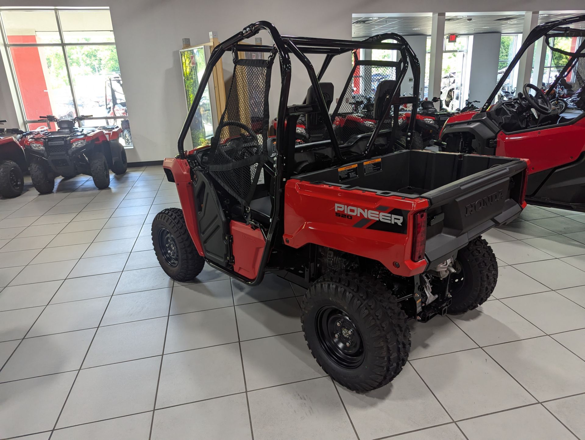 2026 Honda Pioneer 520 3