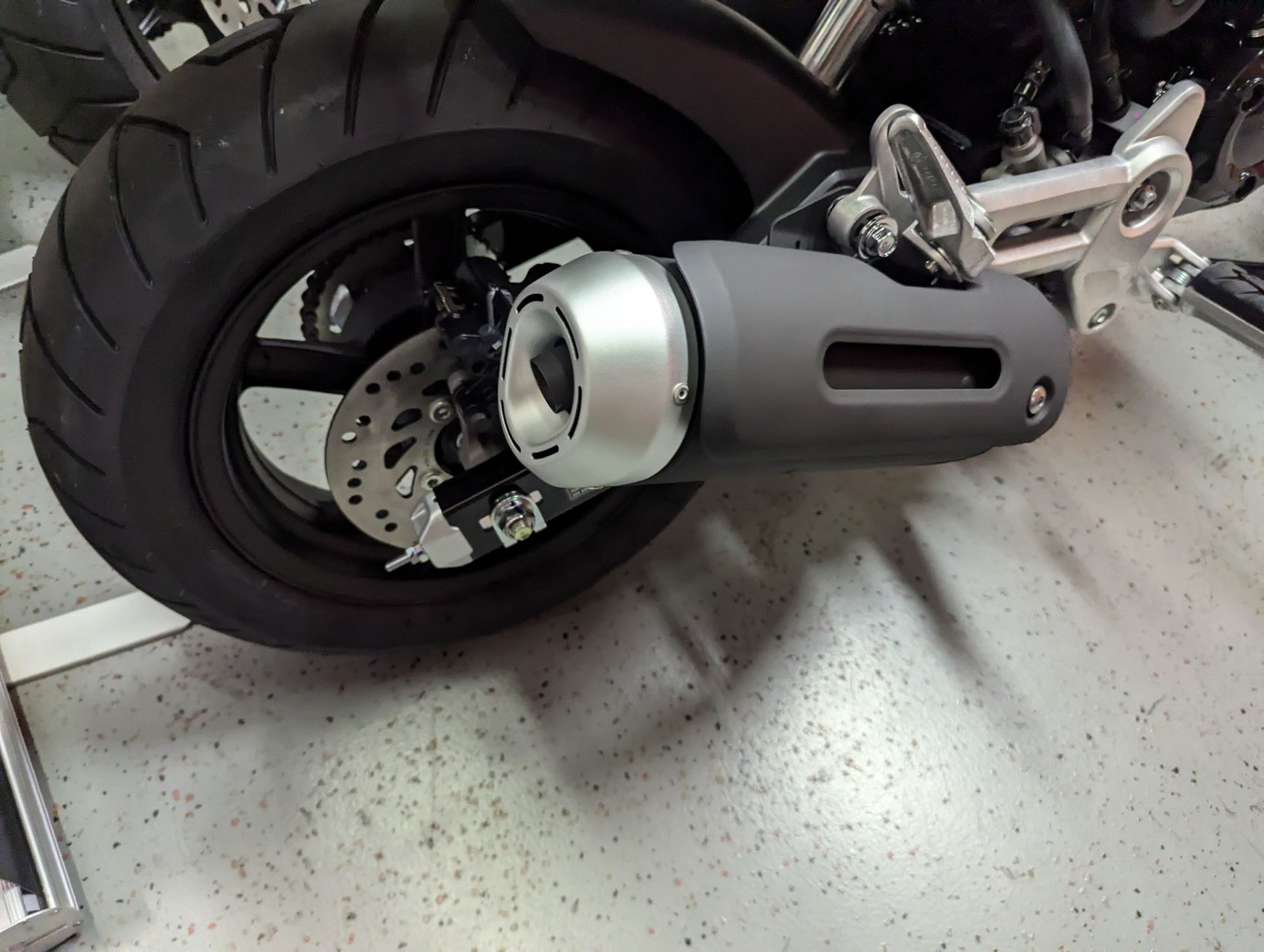 2025 Honda Grom 12