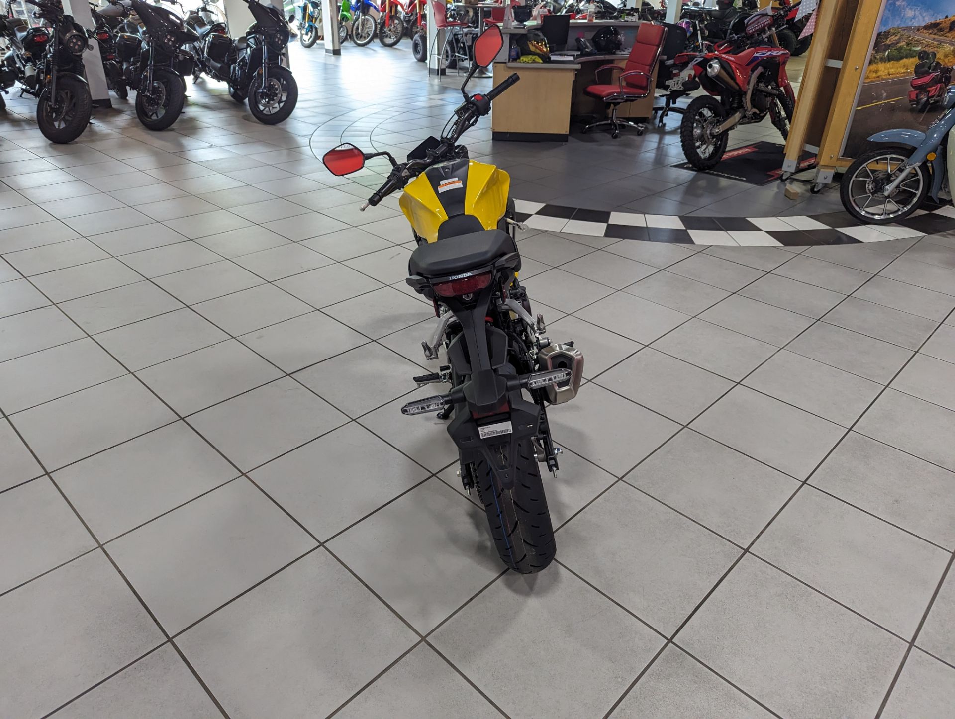 2025 Honda CB300R ABS 4