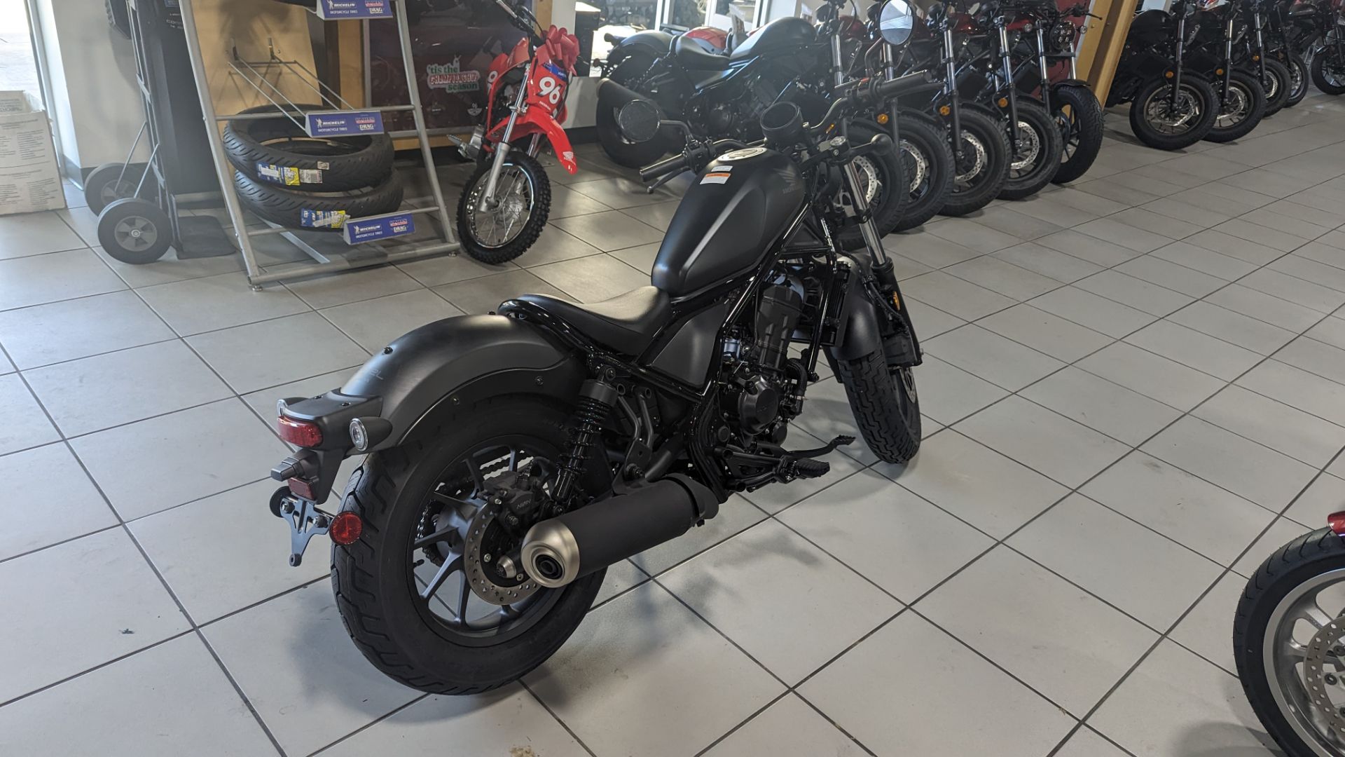 2025 Honda Rebel 300 5