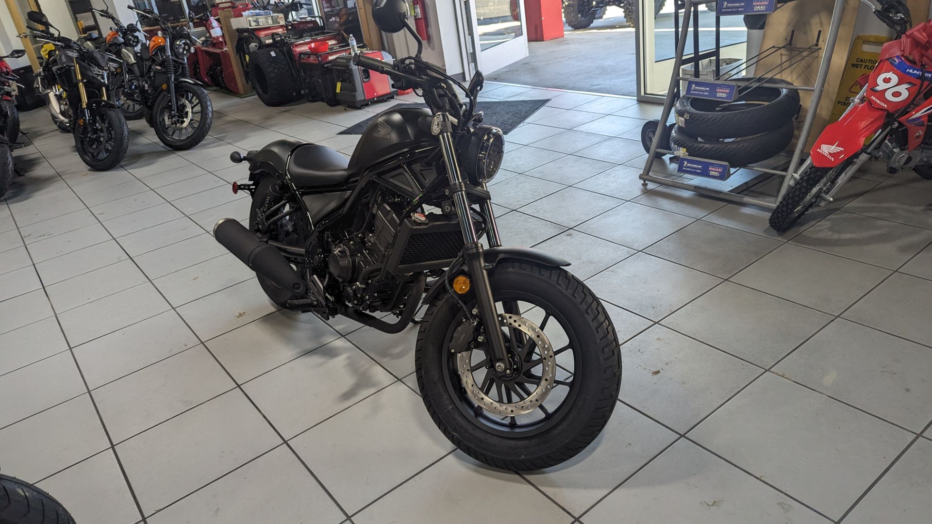 2025 Honda Rebel 300 7