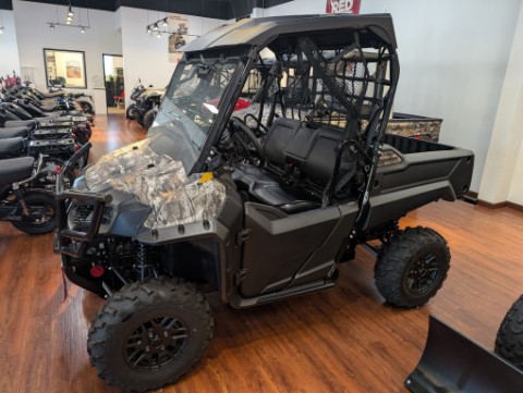 2026 Honda Pioneer 700 Forest — photo 1 of 28