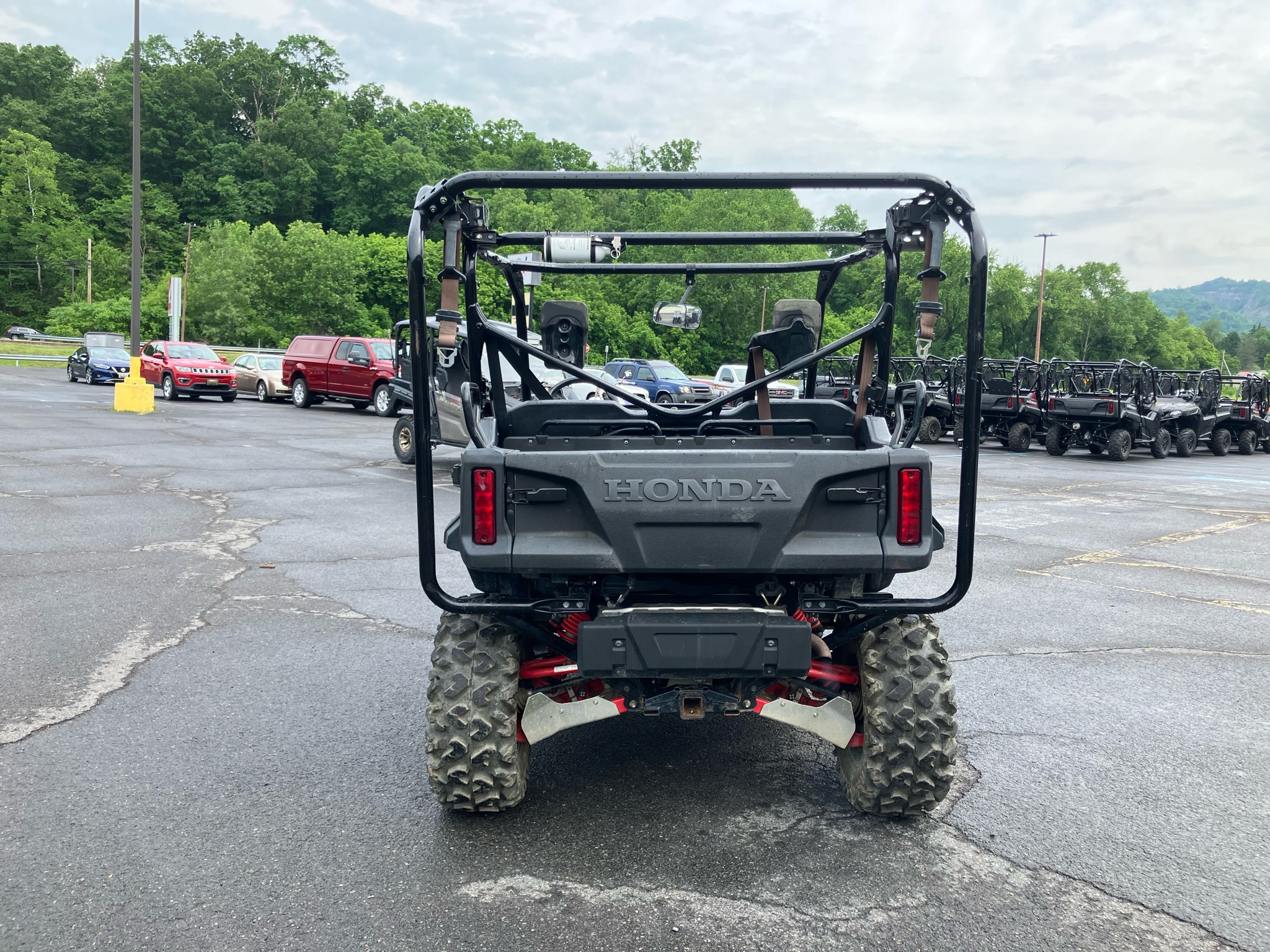 2017 Honda Pioneer 1000-5 LE 4