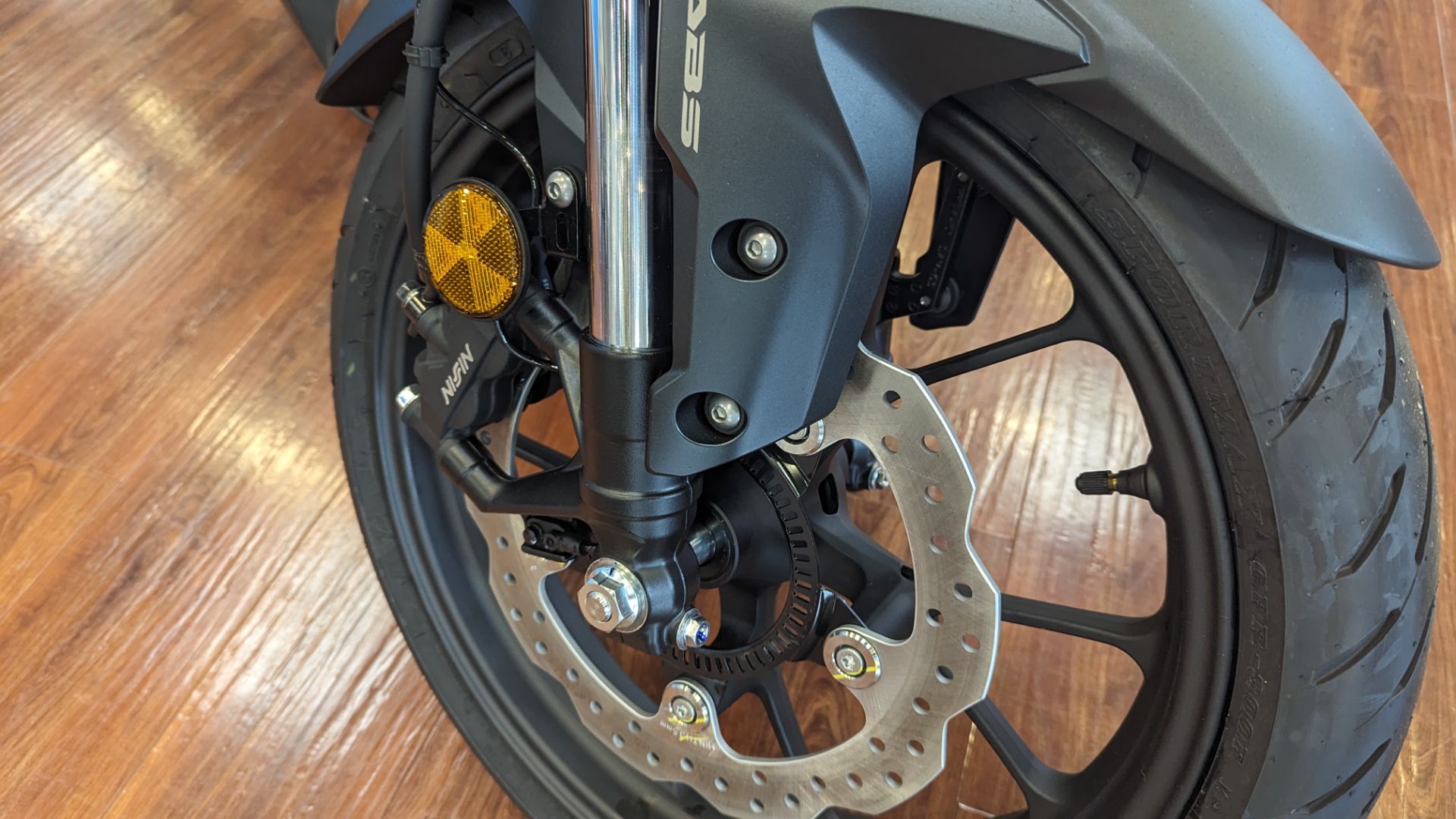 2024 Honda CB300R ABS 11