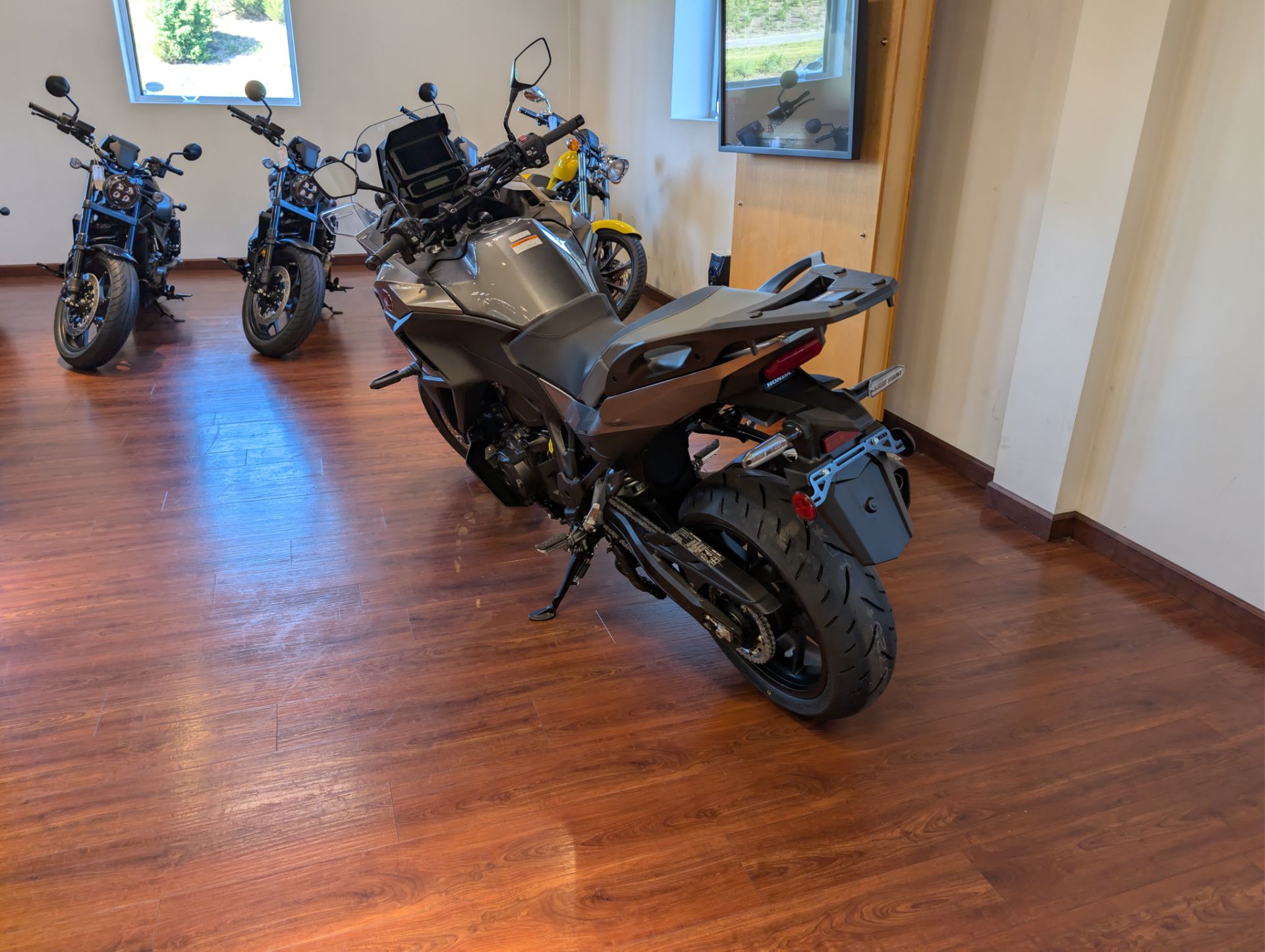2026 Honda NT1100 DCT 3