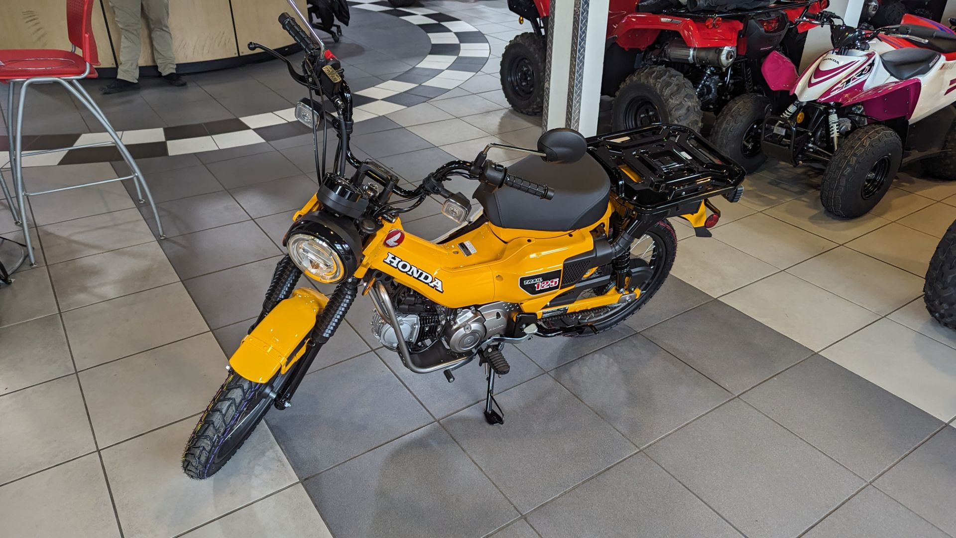 2024 Honda Trail125 1