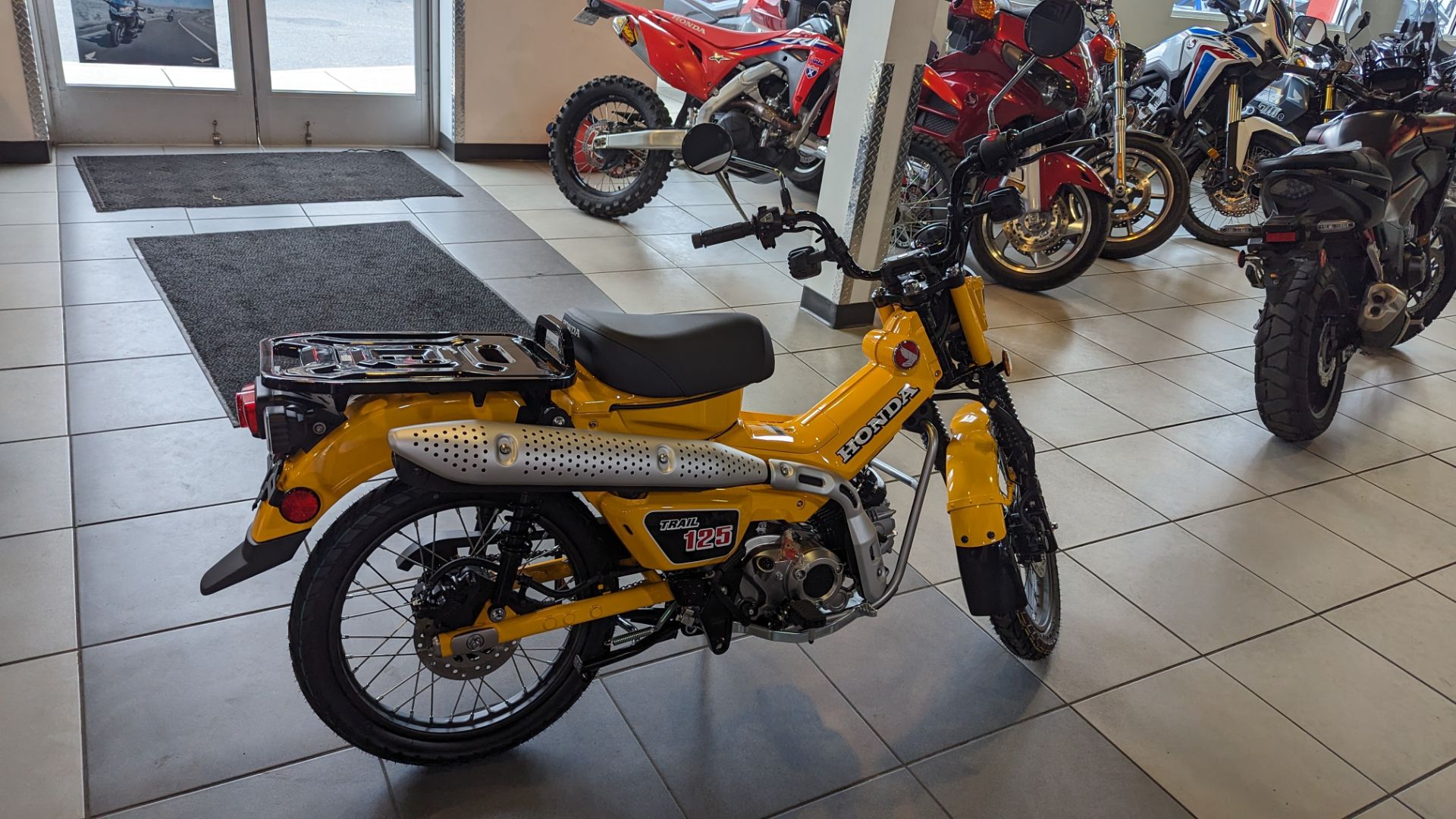 2024 Honda Trail125 5