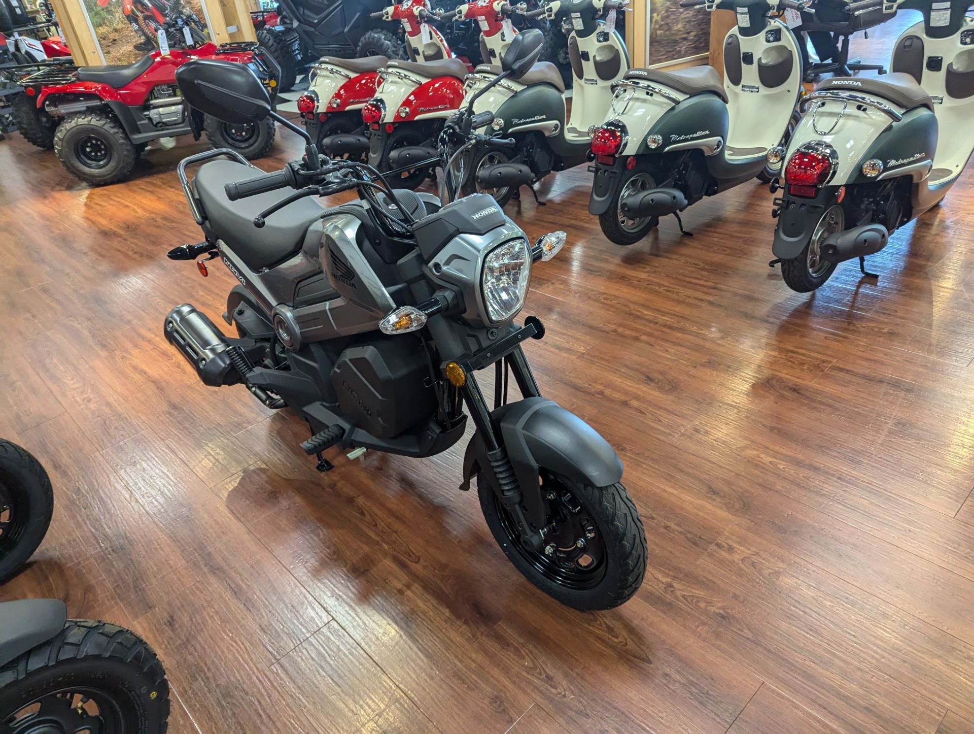2025 Honda Navi 7