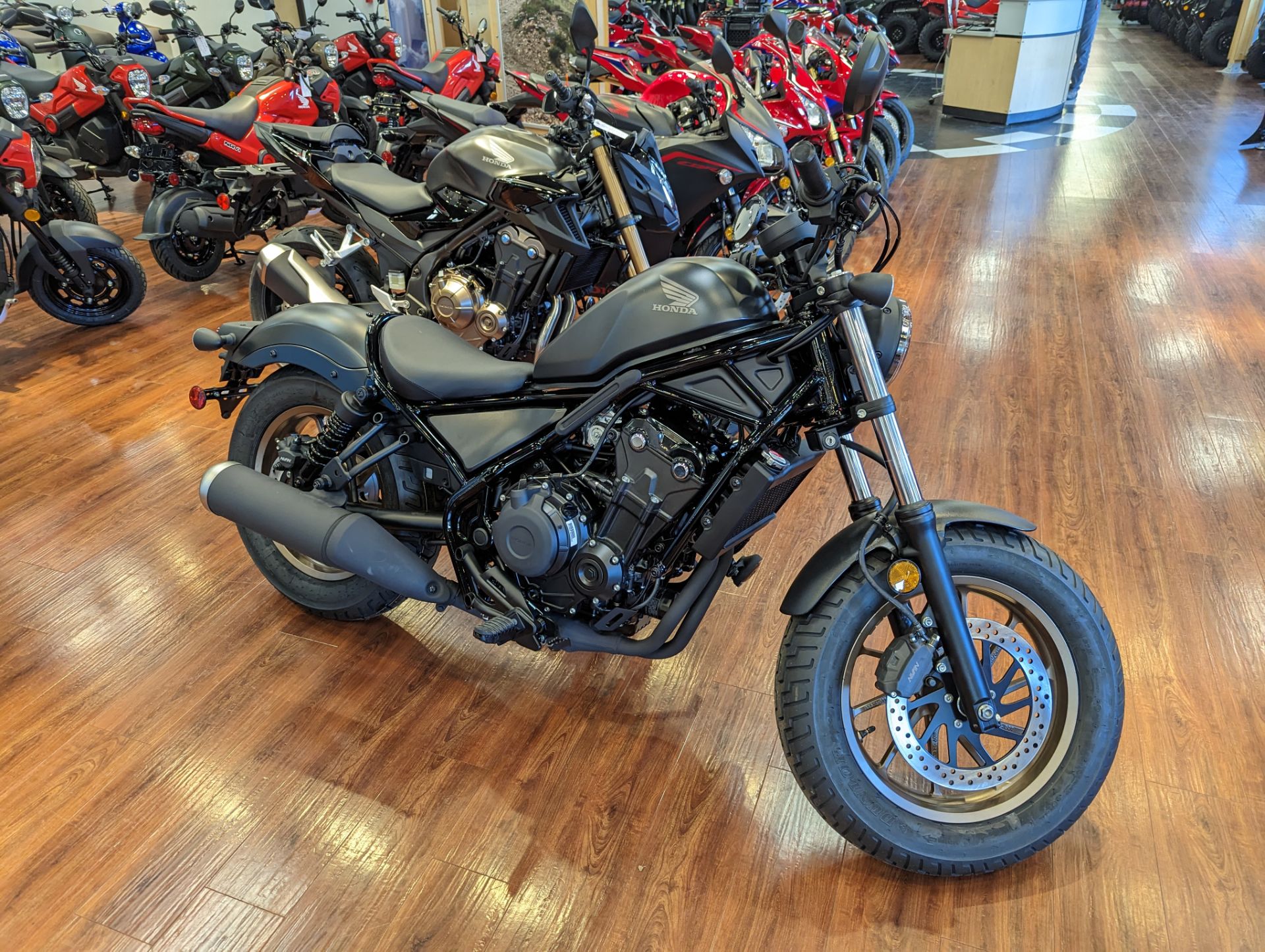 2025 Honda Rebel 500 6
