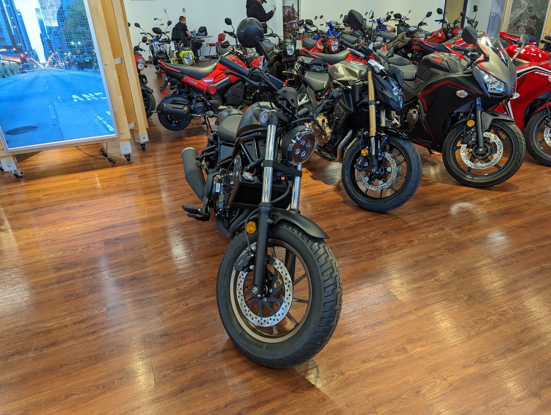 2025 Honda Rebel 500 7