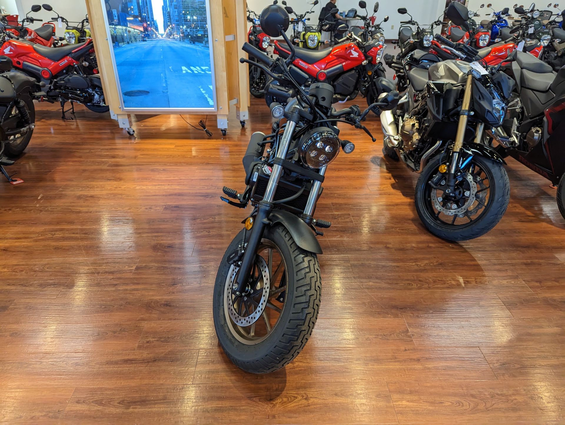 2025 Honda Rebel 500 8