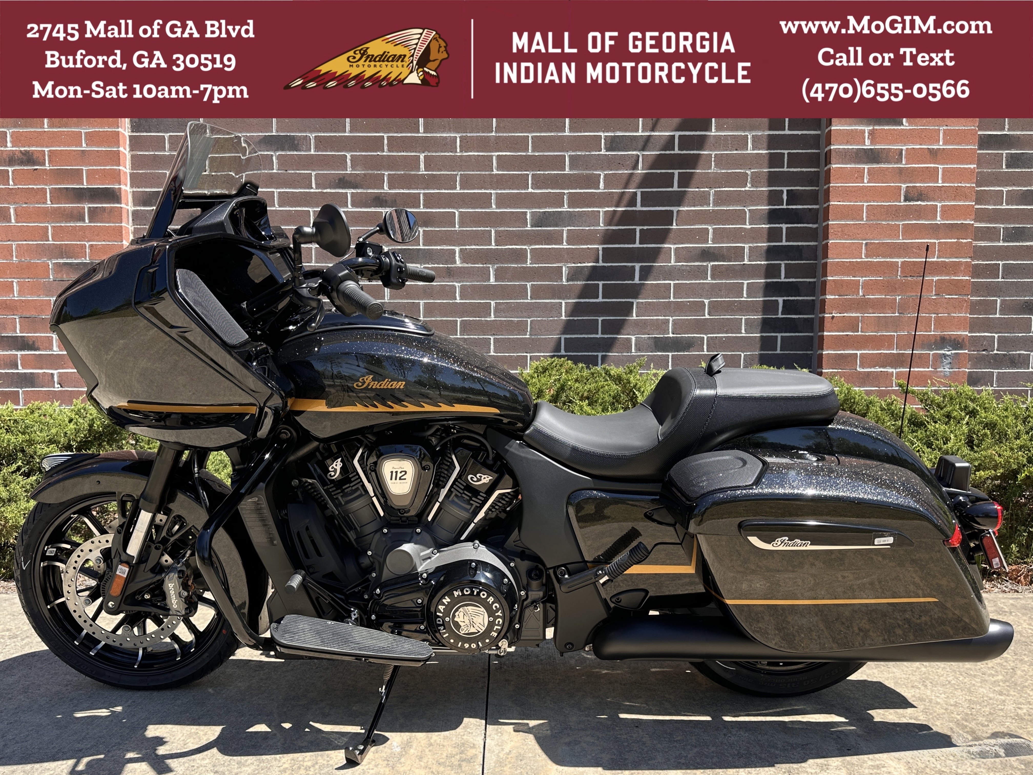 New 2026 Indian Motorcycle Challenger® Dark Horse® 112 with