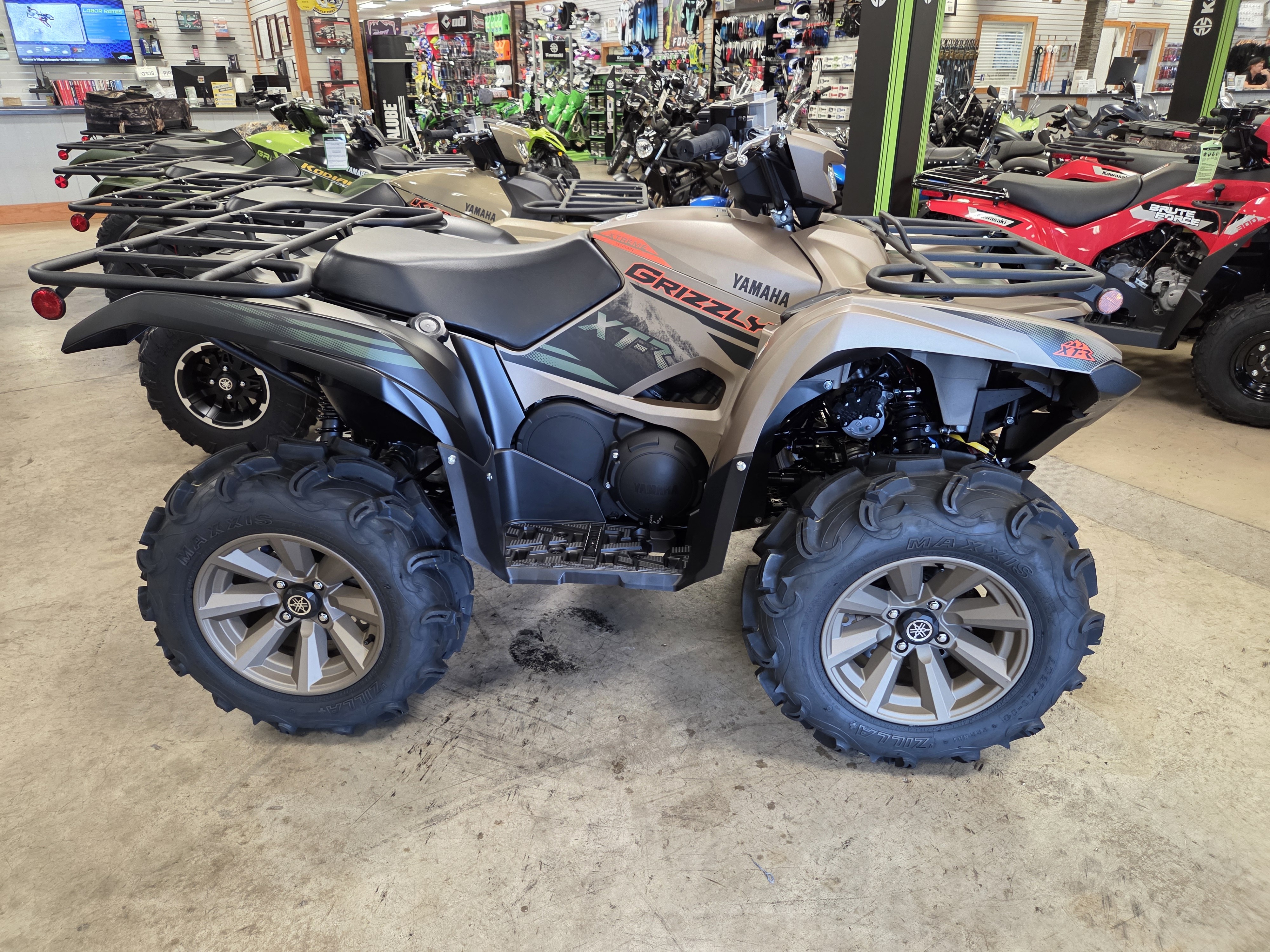 2027 Yamaha Grizzly EPS XT-R 1