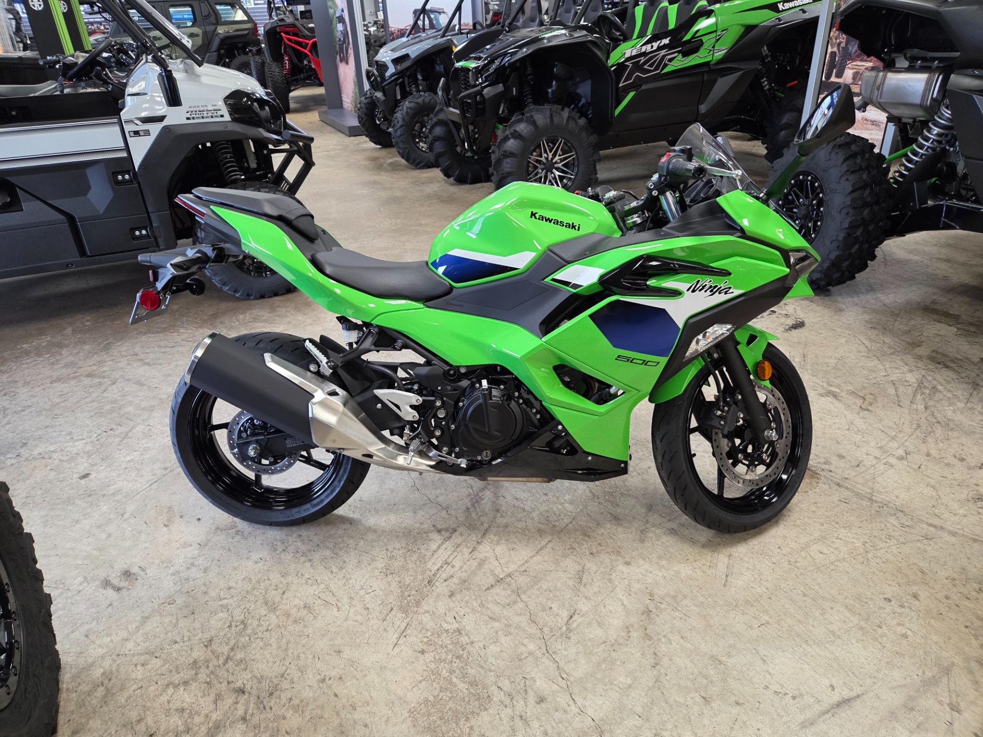 2026 Kawasaki Ninja® 500 1