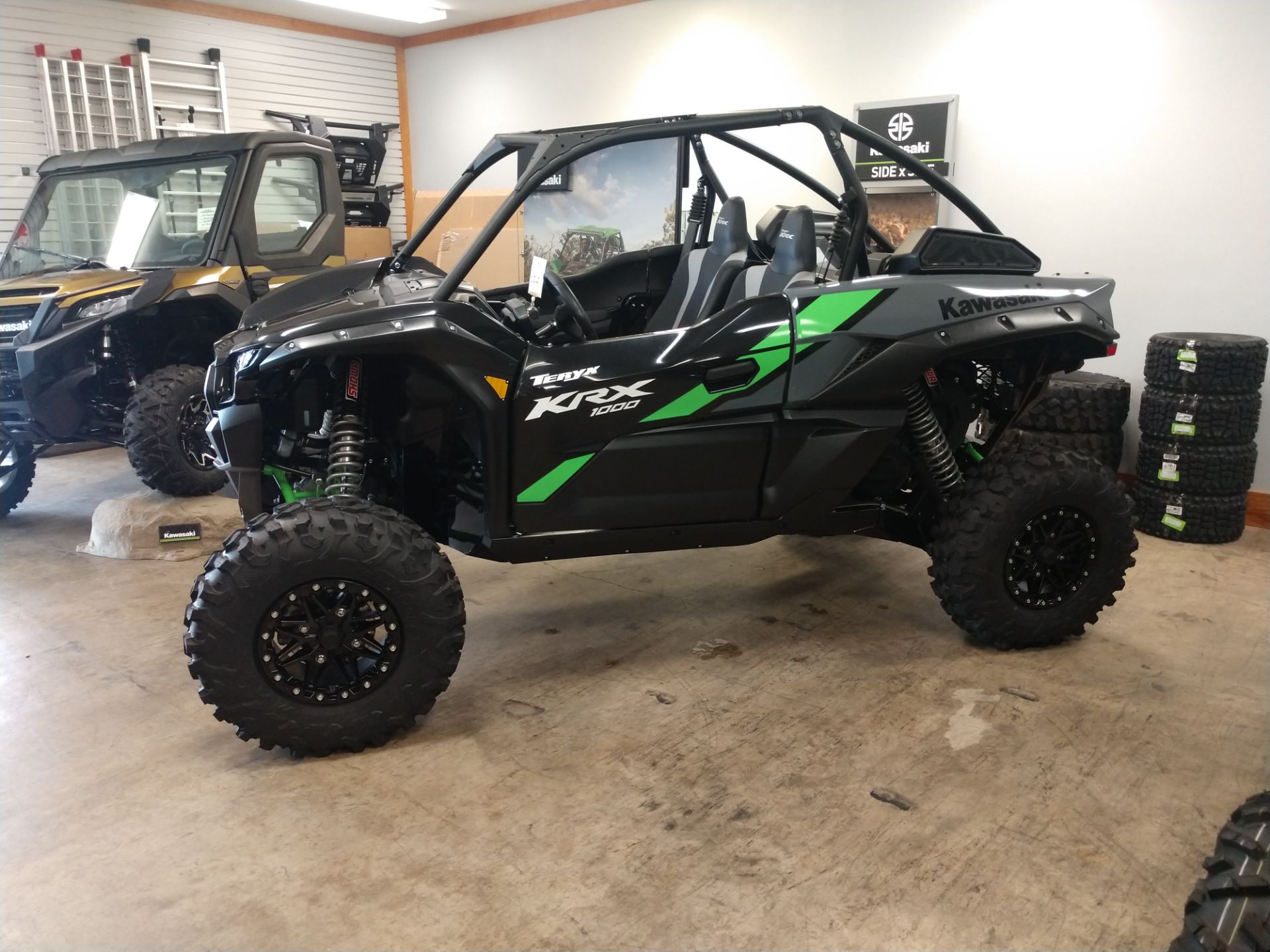 New 2026 Kawasaki Teryx KRX 1000 Smoky Gray / Super Black