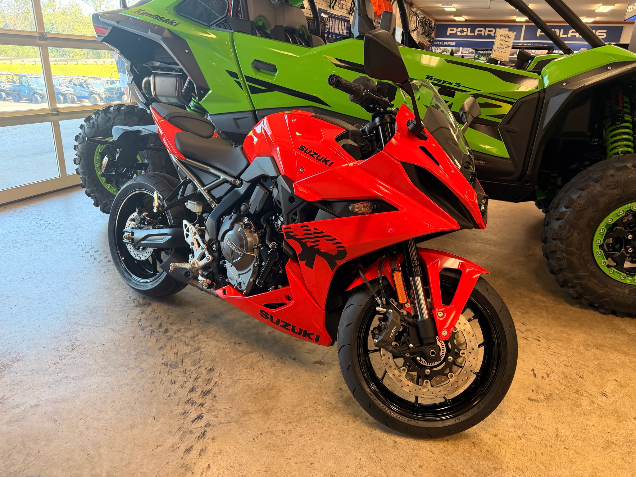 2026 Suzuki GSX-8R 1